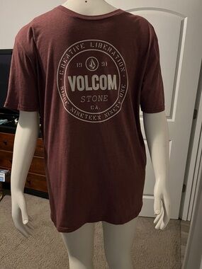 Volcom Burgundy Crew Graphic Tee with White Print